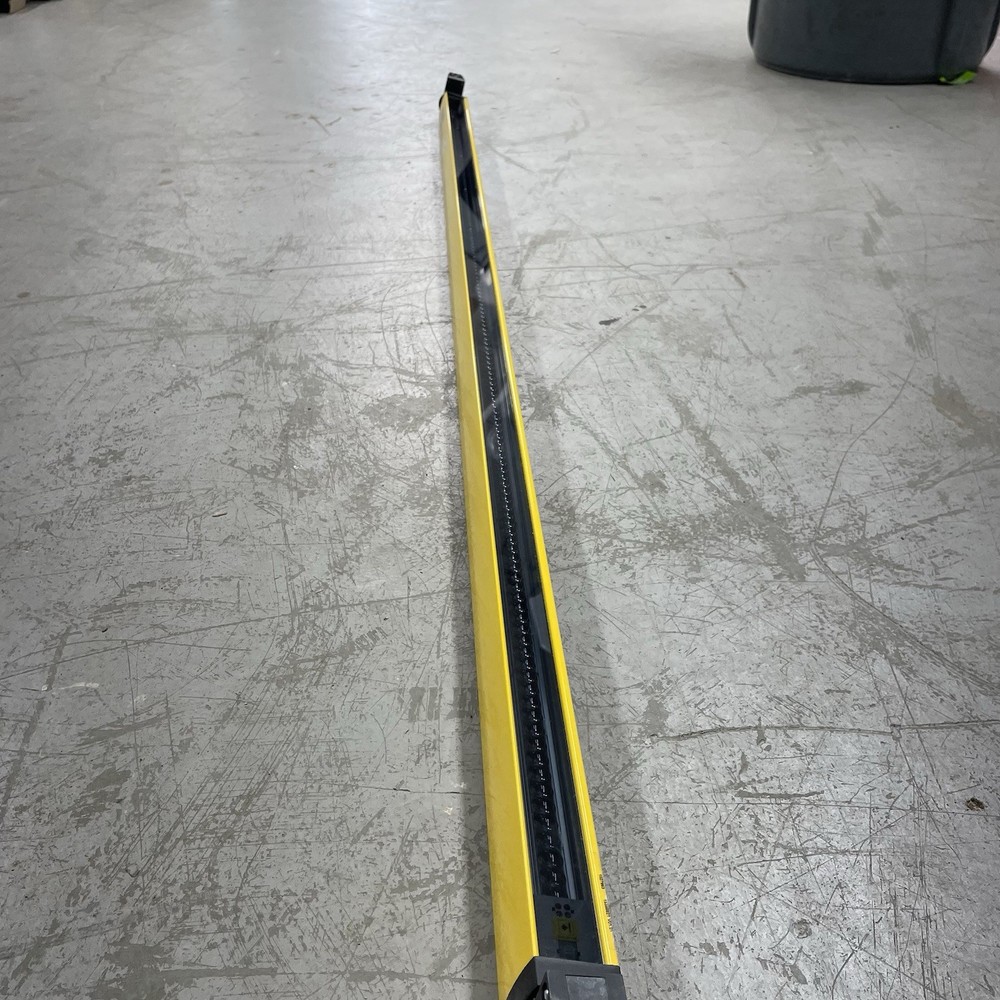 SICK C40E-1503AG300 Safety Light Curtain Receiver C4000 Basic Plus 1500mm