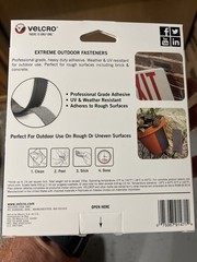 Velcro Extreme Outdoor -All Weather/Rough Surfaces- (3 Strips – 6in x 4in) 91471