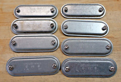LOT OF 8 – Crouse-Hinds 370 1” Conduit Body Covers – E5
