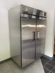 True TG2R-2S Commercial Reach-In Refrigerator –Used, Good Condition –Pickup Only