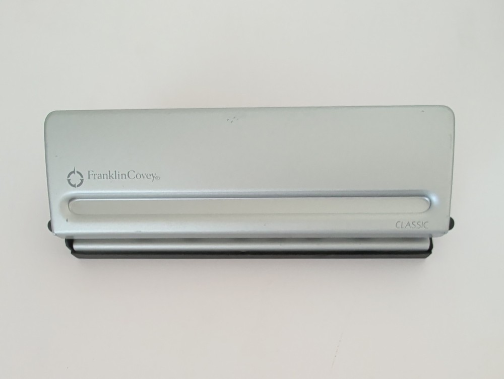 Franklin Covey Planner Classic Hole Punch