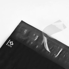 Poly Envelopes Self Sealing Shipping Envelopes 100 Pack 10×13 Black Plastic