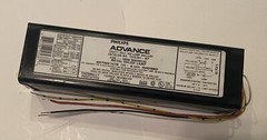 Advance 72C5381-NP HID Lamp Ballast 120/277V for 1-100W M90/M14D Metal Halide