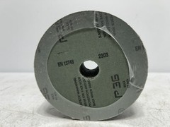 CGW Abrasives 48022 Fiber Disc 5″ Disc Dia 7/8″ Hole Aluminum Oxide (box of 25)