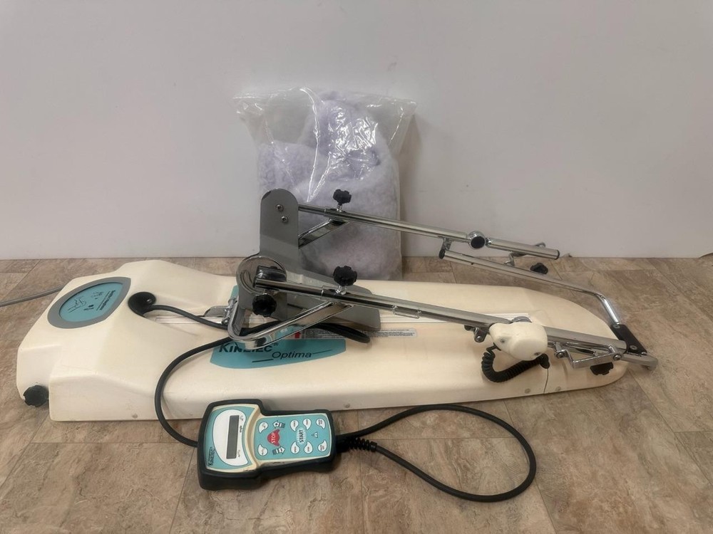 Kinetec Optima CPM Knee Continuous Passive Motion Machine W/NEW PAD SET