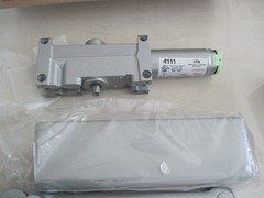 LCN ALLEGION 4111 Right-Hand Door Closer Parallel EDA Arm