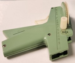 Vintage 1960’s DYMO M-4 Label Maker Green Uses 1/4″ Tape (Not Included)
