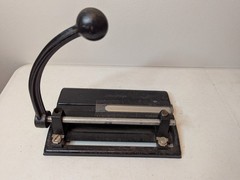 Master Hole Punch 1325PB Heavy-Duty 3-Hole Punch Black All Metal Made in USA