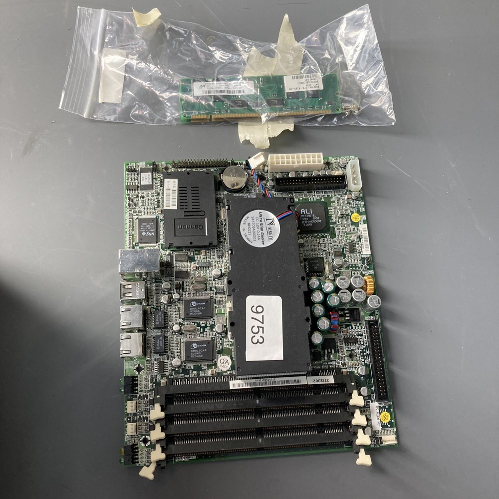 Sun Microsystems Sun Fire V100 UltraSPARC-IIe 500MHz Processor 256MB RAM