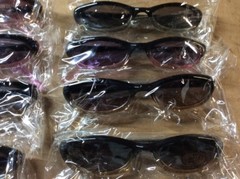 ASSORTED BOX OF SUNGLASSES SUN GLASSES SET OF 14 GLASS COLORED SMALL LENS
