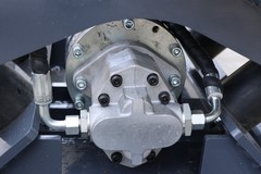 Hydraulic Vibratory Compactor Attachment for Mini Skid-Steer Loaders | 275.5 lb