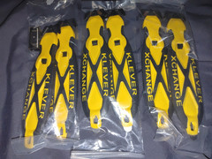 6 Deluxe Klever X-Change Dual-Sided Opening Safety Box Cutter Blade Yellow extra
