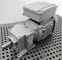 SEW EURODRIVE R07/II2GD EDRS71S4/3GD/KCC/TF/AL Gear Motor 0.25kW I=29.08 -unused-