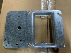(10 Lot) Crouse Hinds TP31000 Steel 1-Gang Outlet Box Uni-Mount Cover 4″ x 5/8″