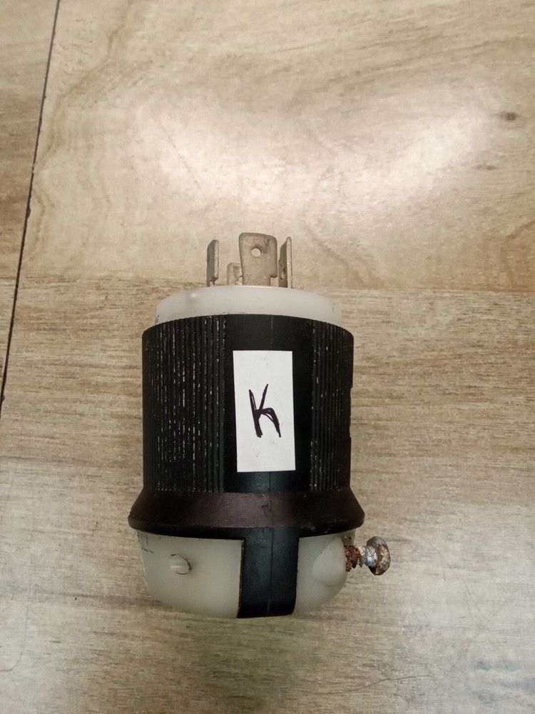Hubbell HBL2421 20A 30 250VAC Twist-Lock