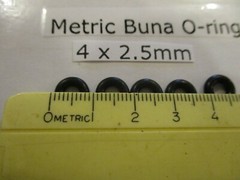 4mm ID x 9mm OD x 2.5mm thick O-ring. Buna-70. Quan 5.