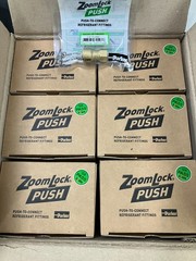 (LOT OF 60) 777106 Parker ZoomLock Push 1/4 Flare Fitting PZKP-F4-HNBR Brand NEW