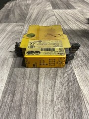Pilz 777585 Safety Relay, PZE X4P 24VDC 4n/o, #4029A3ML