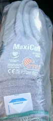 12 Pairs PIP Global MaxiCut Cut Protection Gloves 19-D470 Dyneema Medium