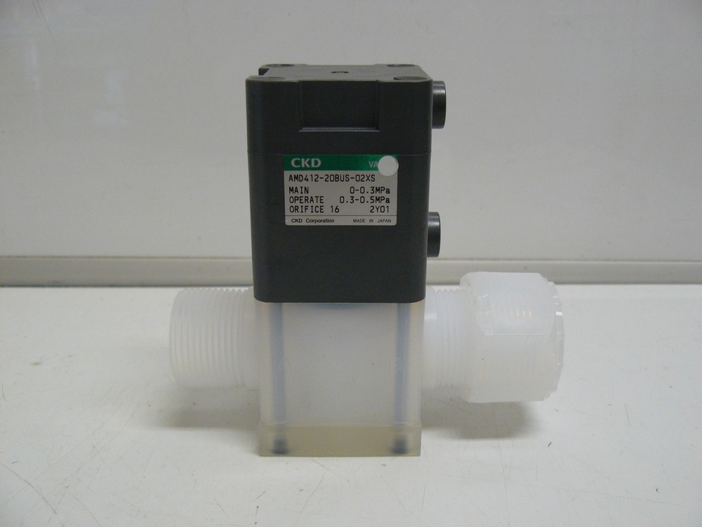 NEW CKD AMD412-20BUS-02XS CHEMICAL VALVE MAIN 0-0.3 MPA OPERATE 0.3-0.5 MPA