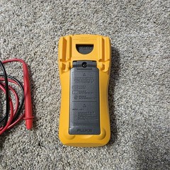 Fluke 115 True RMS Digital Multimeter Great Condition