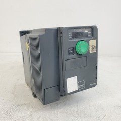 Schneider Electric Altivar 320 ATV320U15N4C 2 HP Variable Frequency Drive