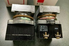 CUTLER HAMMER E30BA 120V Compact Push Button Indicating Pilot Light
