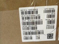 SUPERMICRO 1 BOX OF 100x MCP-220-12108-0N CADDIES / TRAYS