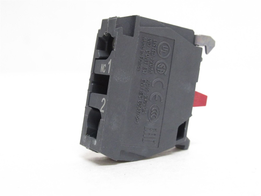 226586 New-No Box; Schneider ZBE102 Contact Block; 10A; 600VAC; 1-NC; 22mm