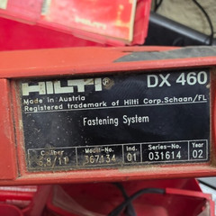 Hilti DX 460 Powder Actuated Fastening Tool Nail Gun With Case And Few Extras