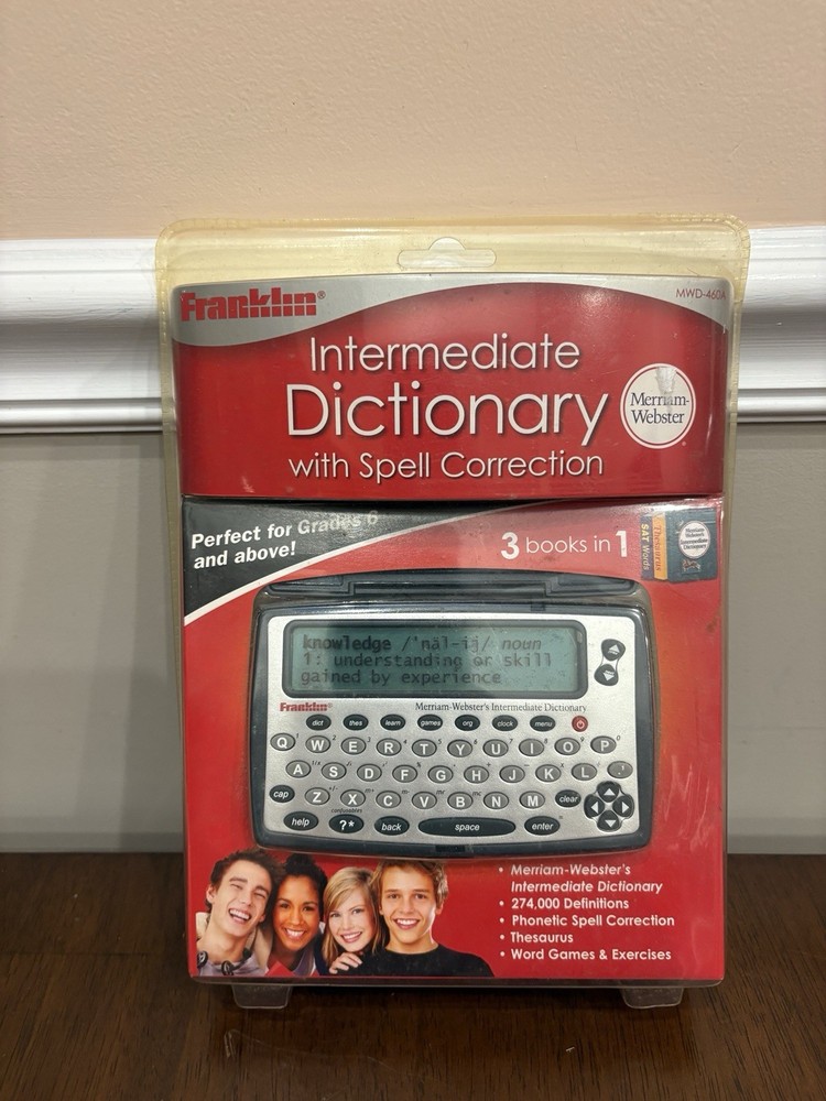 Franklin Merriam Webster Dictionary & Thesaurus MWD-460A Spell Correction New