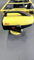 Leica Sprinter 100M Digital Level Hard Case Manual AA Batteries Excellent Used