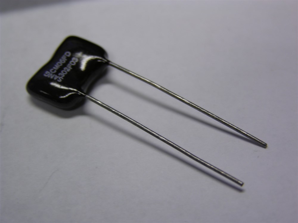 7 Mil-Spec Sangamo CM06FD302F03 3000pF 500V 1% Dipped Silver Mica Capacitors