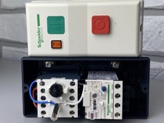 Schneider Electric LE1M35M710 TeSys LE enclosed DOL starter 2.6..3.7A 220V AC #8