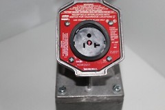 ⭐NEW⭐ EATON CROUSE HINDS ENR21201 EXPLOSION PROOF 20-Amp 120Vac 20A RECEPTACLE