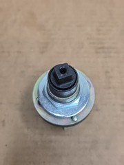 New TE Connectivity Battery 1-Pole Disconnect Switch 35-213-151-R-900 200A 32VDC