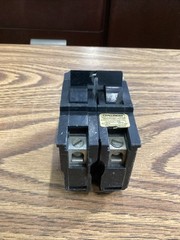 NA240 FPE Federal Pacific 40 Amp 2 Pole Stab-Lok Thick Wide Used (CHIPPED)