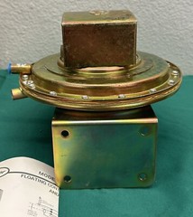 Dwyer 1640-10 Floating Contact Null Switch – New Open Box