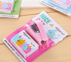 Modern Pink Stapler with Staple Remover – Compact for 20 Sheets & 400 Staples