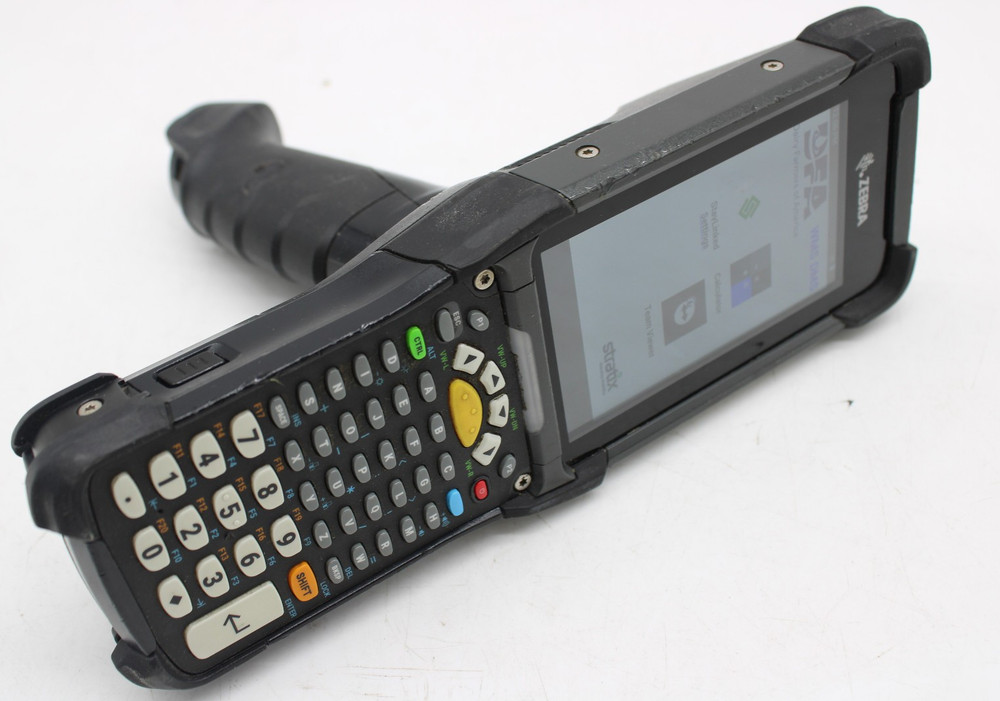 Motorola MC930B Android 14 Mobile Computer MC930B-GSEHG4NA – FOR PARTS