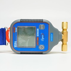 Supco VG64 Digital Vacuum Gauge HVAC with Magnetic Hanging Strap