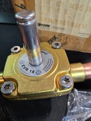 025-34585-000 York Controls Liquid Line Solenoid VALVE DANFOSS EVR18 NEW $ 389