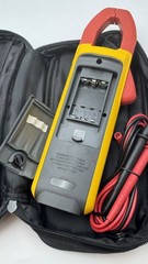 Fluke 381 Remote Display True tRMS AC DC Clamp Meter Multimeter Volts Amps Ohms