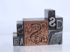 S ANTIQUE CAPITAL LETTER PRINTING BLOCK-ORNATE FLORAL-COPPER ON METAL – Extras
