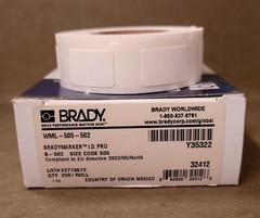 BRADY WML-505-502 VINYL CLOTH LABEL .5″ X .75″ 250 PER ROLL