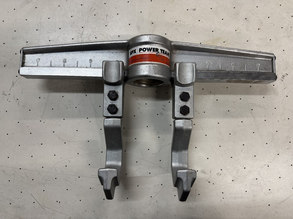 SPX Power Team – Hydraulic Straightening Tool No. HST11
