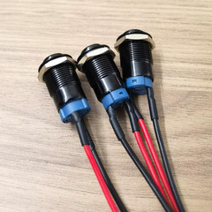 3Pcs Prewired IP65 Waterproof Push Button Latching Self-Locking Aluminium Alloy