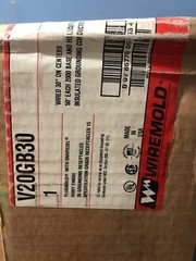 Wiremold V20GB30 Plugmold W/ Snapicoil Ivory 20 Grounding Receptacles