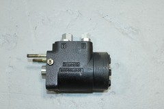 OEM Rexroth Orbitrol Steer Gear R901060440 Linde H40D-04 Fits 352 Series