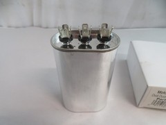 Motor Run Capacitor Oval Dual 15 + 10 Mfd 370 Volt Part 92029